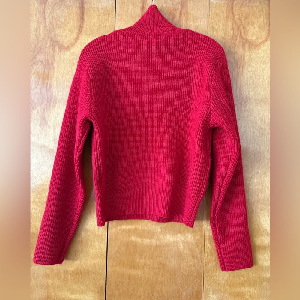 H&M SWEATER - Picture 3 of 3